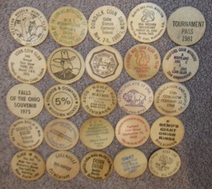 Lot of 25 Wooden Nickels - #35