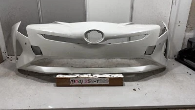 Cubierta de parachoques delantero OEM 2016-2017 Toyota Prius dos/dos ecológicos/tres/cuatro con sensores Foto 1 de 4