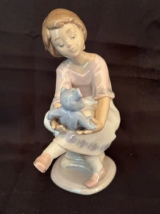 LLADRO #7620 BEST FRIEND ISSUED 1993 RETIRED 1993 COLLECTOR'S SOCIETY EXCLUSIVE - Picture 1 of 5