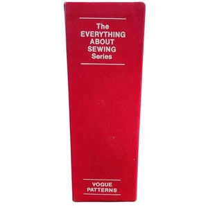 Everything About Sewing Serie NUR KARTON Vogue Schnittmuster 70er Jahre - Bild 1 von 3
