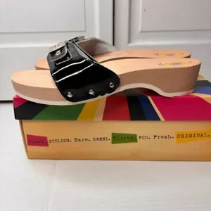 *NEW* DR. SCHOLLS Black Leather Vinyl Pescura Ibiza Clogs Size 9 ($209.00) - Picture 1 of 7