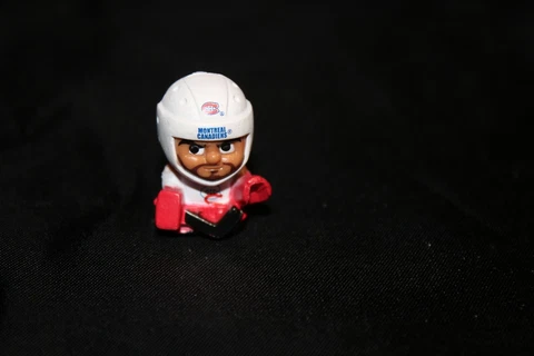 Collectible NHL TEENYMATES Series 8 Figure - MONTREAL CANADIENS - NEW! Loose Cover