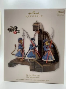 2010 Hallmark 'To The RESCUE!' The Wizard of Oz Light & Sound Ornament NEW - Picture 1 of 2