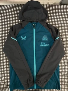 22/23 Castore Newcastle United Lightweight Training Soccer Jacket Ink Blue Small - Picture 1 of 10