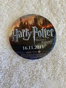 Harry Potter and the Deathly Hallows Part 2 Badge - Picture 1 of 2