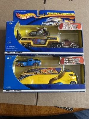 Remolque para camión Hot Wheels PAVEMENT POUNDER y scooter Scorchin' y camioneta Ford años 40 Foto 1 de 4