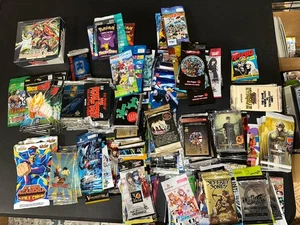 Riesige Menge versiegelter Kartenpackungen 300+ Packungen Beschreibung lesen PREISVORSCHLÄGE MACHEN!!! - Bild 1 von 4