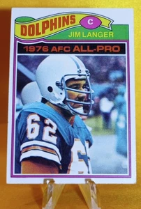 1977 Topps Football #390 Jim Langer (Dolphins) HOF - Bild 1 von 2