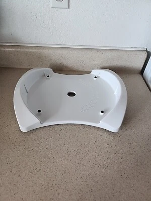 Thane Flavor Wave Deluxe Oven MHO1200 Replacement Part White Plastic Bottom Base - Image 1 of 4