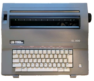 Máquina de escribir eléctrica Smith Corona SL500 con cubierta superior de plástico - Imagen 1 de 7