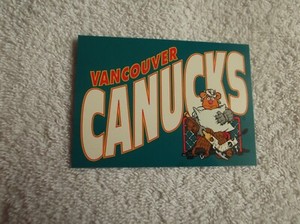 Jim Henson's Muppets Take the Ice: NHL "VANCOUVER CANUCKS" #50 Trading Card