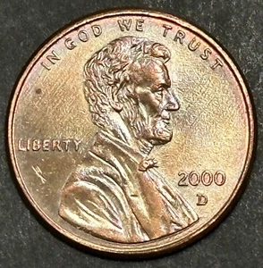 2000-D LINCOLN MEMORIAL CENT - RED AND PINK TONES WITH NICELY DETAILED REVERSE - Picture 1 of 2