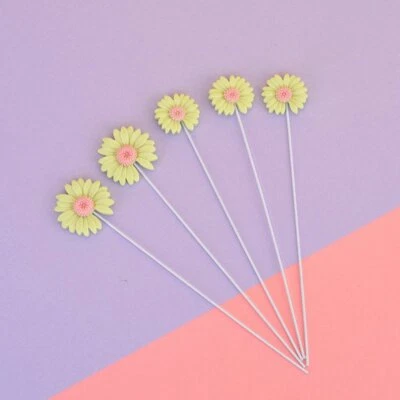 Flowers Decoration Cake White Toppers Pink Insertion Daisies Card Sugar and - Image 1 of 4