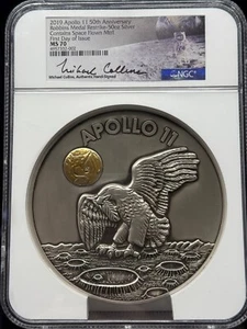2019 Apollo 11, 50 oz Silver Robbins Medal NGC MS70 FDI-MICHAEL COLLINS SIGNED - Picture 1 of 7