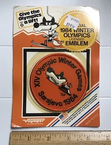 Nuevo de lote antiguo 1984 Sarajevo Juegos Olímpicos de Invierno Vucko Ski Salto Voyager Parche Bordado - Imagen 1 de 3