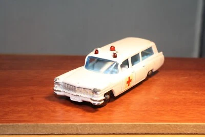 #54B 1964 Cadillac Ambulance Lesney Matchbox Made in England - Image 1 of 4