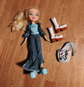Bratz 2001 1st Edition Bratz Cloe 10” Doll With Original Outfit - Picture 1 of 6