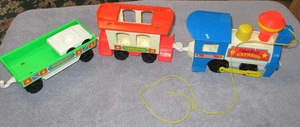 Vintage Fisher Price 4 Pc Express Train 2581 Engine Freight Car Caboose 1986 - Picture 1 of 12