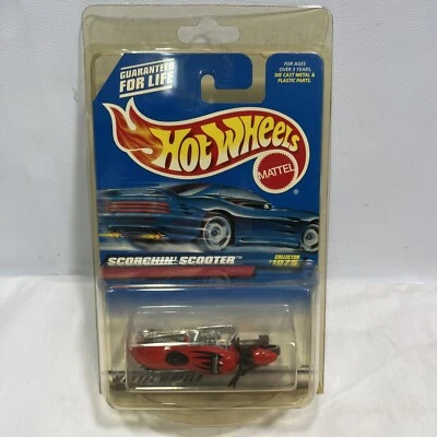 Hot Wheels Scorchin' Scooter, Collector #1075, 1998, Red ~ NEW SEALED - Image 1 of 4