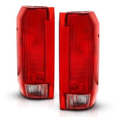 Luz trasera para Ford F-250 1996-1997 Foto 1 de 4