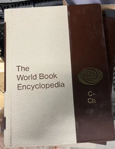 1985 The World Book Encyclopedia Hardcover Book "CI-CZ” - Picture 1 of 2