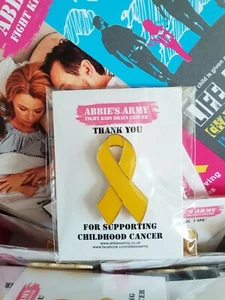 Gold Ribbon Childhood Cancer Awareness Pin Badges - Picture 1 of 5