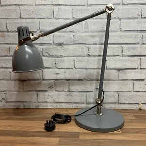 IKEA Arod grau Arbeitslampe / verstellbarer Winkel Poise Tisch/Schreibtisch / Industrie schwer - Bild 1 von 3