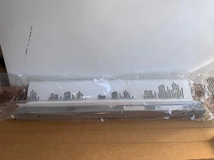 Cooper Corelite Cove Duo T8 asymmetric lighting (CT-SN-2T8-1C-120-03C - 40A/120v - Picture 1 of 3