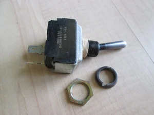 Peterbilt 379 Eaton 16-03399 05679HD Work Light Load Light Switch #M260GQ - Picture 1 of 8