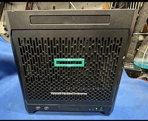 HPE Proliant MicroServer Gen10 AMD X3216 CPU 8GB RAM No HDD - Picture 1 of 7