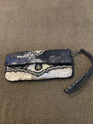 KC MALHAN DORADO BALI LENTEJUELAS CUENTAS BOLSO CLUTCH CARTERA NOCHE GLAMOUR BOLSO (CC) Foto 1 de 4