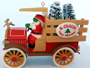 Hallmark Ornament 1984 Santa Claus delivery truck with trees - Bild 1 von 1