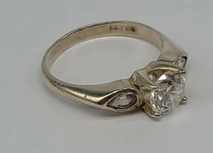 Pretty Size 10 Sterling Silver Ring Round Clear CZ Stone Pear Shape Accents - Picture 1 of 4
