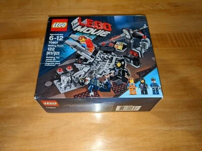 Melting Room 70801 LEGO Movie New Sealed & Retired Emmet Wyldstyle (122 pcs) - Image 1 of 4