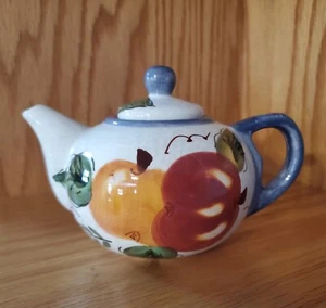 Oneida VINTAGE FRUIT Individual Teapot 8 oz. 3.5 in hand painted RETIRED - Picture 1 of 10