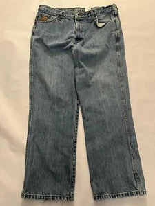 Cinch Bronze Label Denim Jeans - klassische hellblaue Waschung 38 x 30 (act. 36 x 28) - Bild 1 von 13