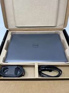 Dell Latitude 3550 15.6" Intel Core i7-1355U 16GB DDR5 512GB SSD Windows 11 - Picture 1 of 12