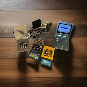 Nintendo Gameboy Advance SP Blue/Silver Handheld + 6 games xtra charger - Picture 1 of 11