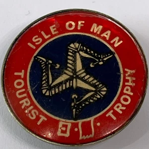 Isle of Man TT Races Tourist Trophy IOW Vintage Pin Badge Superbike Motorbike - Picture 1 of 3