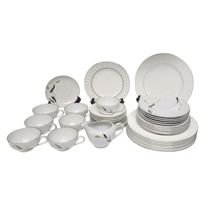 Wedgwood Signet Platinum/Gold Wave by FUKAGAWA Fine China Dining Lots Of 40PCS - Picture 1 of 23