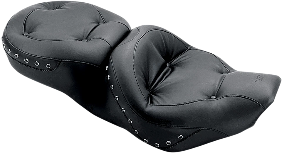 Mustang Regal широкое универсальное цельное сиденье с заклепками для моделей Harley FL 1997-2007 годов выпуска - Изображение 1 из 1