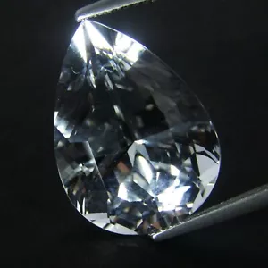 19.48Cts Stunning Natural 100% White Topaz Fancy Pear Cut Collection Gem Ref VDO - Picture 1 of 4