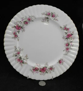 SET OF 4 ROYAL ALBERT LAVENDER ROSE  10 3/8"  DINNER PLATES PROMO - Picture 1 of 3