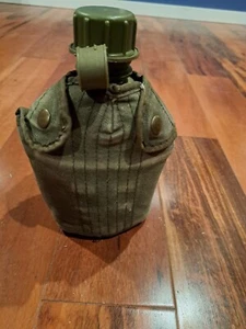 Vintage Armee Wasser Kantine Krug mit Stoffkoffer, Aluminium  - Bild 1 von 2