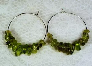 CYNTHIA LYNN "PERIDOT PASSION" AUGUST Birthstone peridot orecchini cerchio perline - Foto 1 di 1