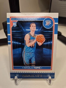 Nikola Topic - Rookie RC - 2024-25 Panini NBA Hoops - Basketball - Bild 1 von 1