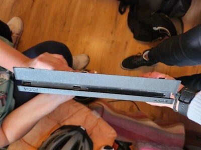 PS4 Slim,HDMI-Anschluss defekt - Bild 1 von 3