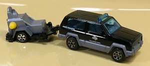 MATCHBOX ~~ TEXAS HIGHWAY PATROL JEEP CHEROKEE & SPEED CONTROL WARNING DEVISE - Picture 1 of 9