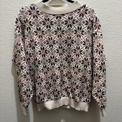 Vintage Van Heusen Men’s Medium Sweater Beige and Brown Snowflake Design - Image 1 of 4