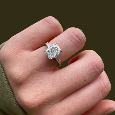 Radiant Cut Diamond Engagement Ring IGI Lab Created 18k White Gold 2.26 Ct - Image 1 of 4